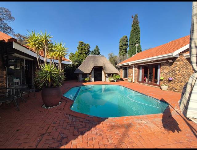 3 BEDROOM HOUSE FOR SALE IN FALCON RIDGE